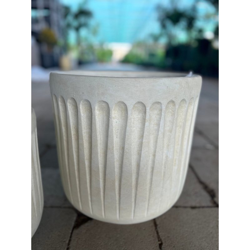 AC3FBA63-D874-4BEF-A216-92C2FF767ED3.jpg Rustic Pots 35cmx35cm - Image 1